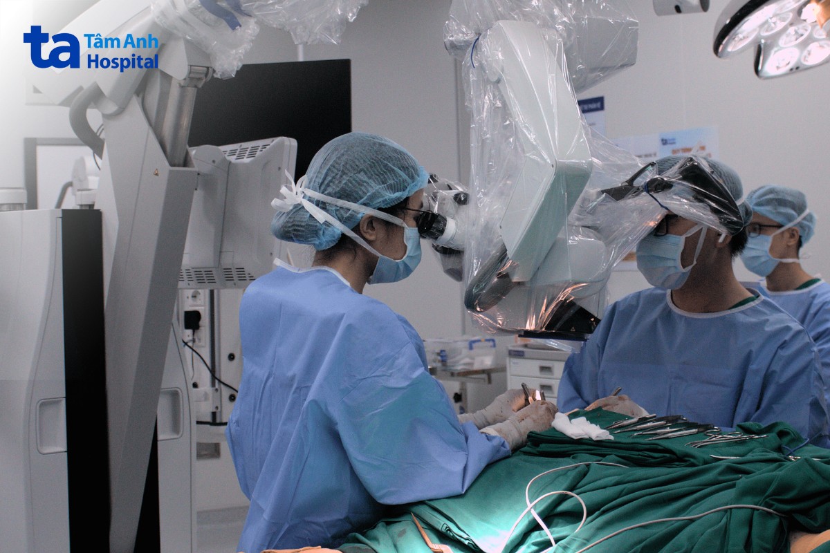 Bệnh Viện Đa Khoa Tâm Anh Thực Hiện Vi Phẫu Điều Trị Phù Bạch Mạch
