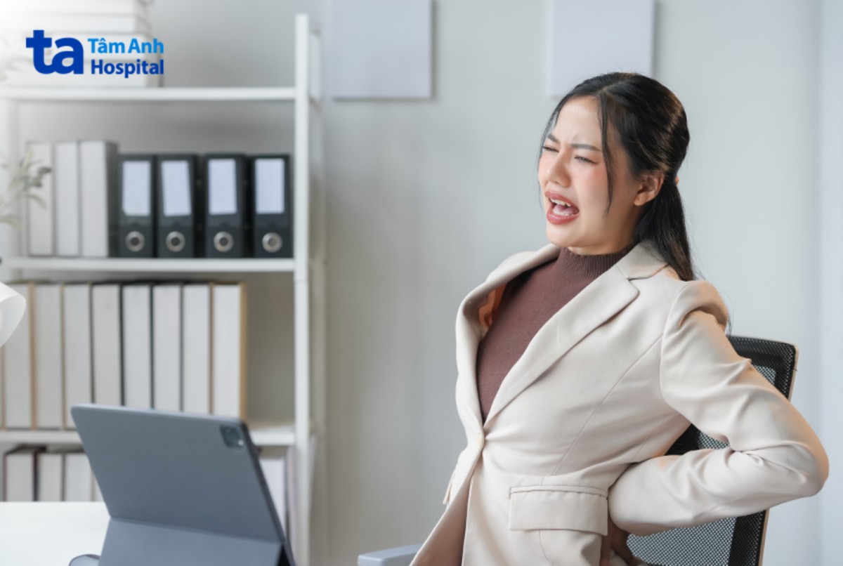 Bị Thoái Hóa Cột Sống Nên Cẩn Trọng Khi Tập Gym