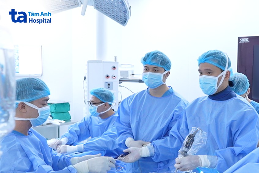 điều trị thoái hóa cột sống ở người già