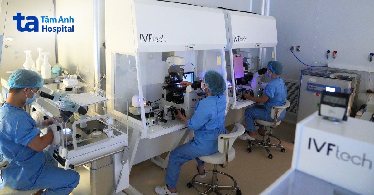 học trực tiếp tại hệ thống phòng lab hiện đại