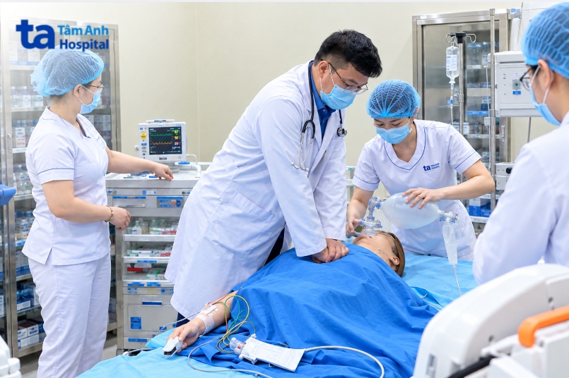 hưởng ứng ngày hồi sức tim phổi thế giới