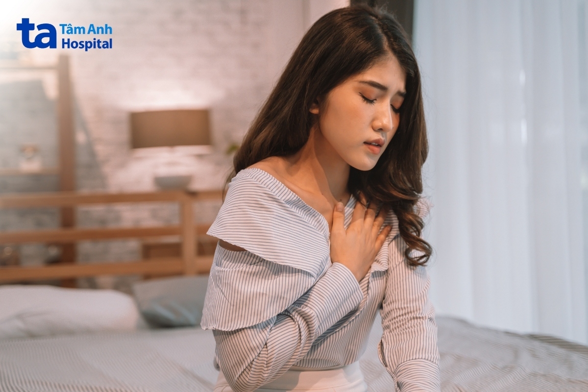 khó thở mạn tính là tình trạng hụt hơi hoặc khó thở kéo dài