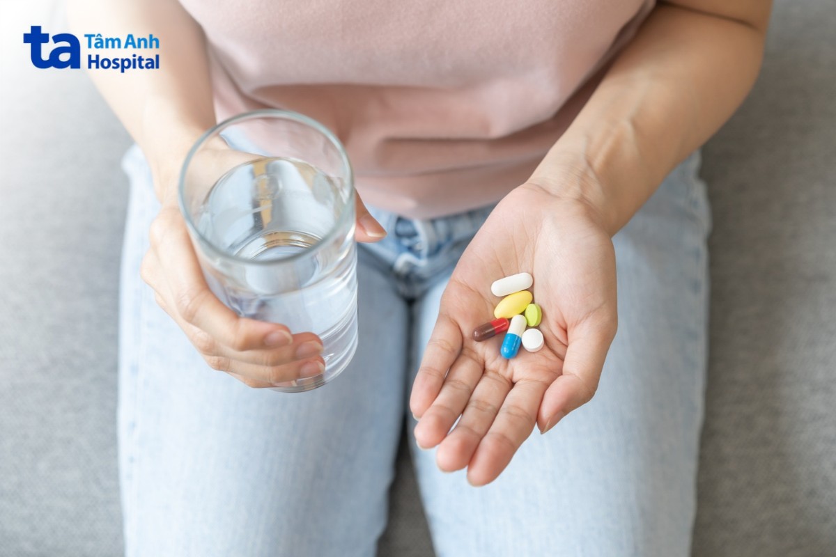 Người bệnh chỉ nên dùng thuốc khi có chỉ định cụ thể của bác sĩ chuyên khoa Người bệnh chỉ nên dùng thuốc khi có chỉ định cụ thể của bác sĩ chuyên khoa