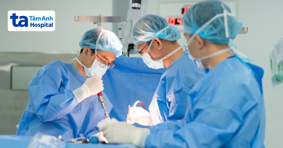 Người phụ nữ ‘không đi được quá 50 m’ do thoát vị đĩa đệm