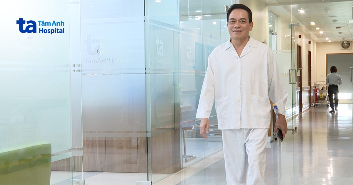 Đau lưng, sốt cao phát hiện ổ áp xe gan gần 8 cm