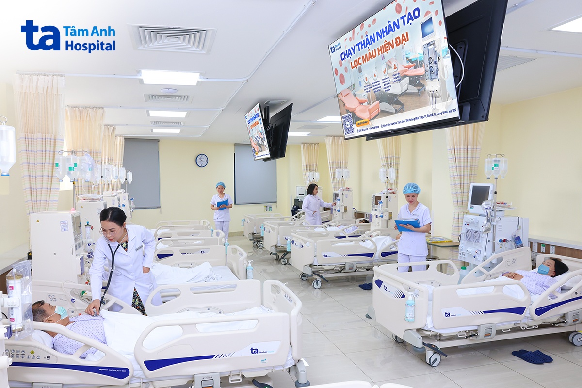 phòng chạy thận lọc máu hiện đại