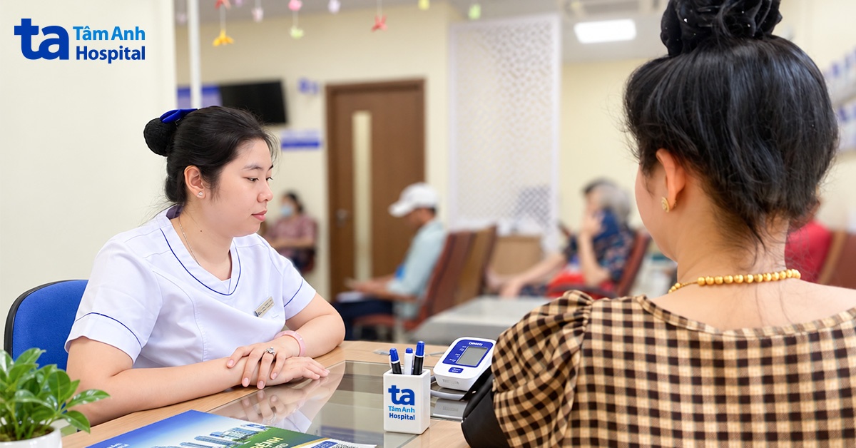 Phù toàn thân, phát hiện mắc hội chứng thận hư
