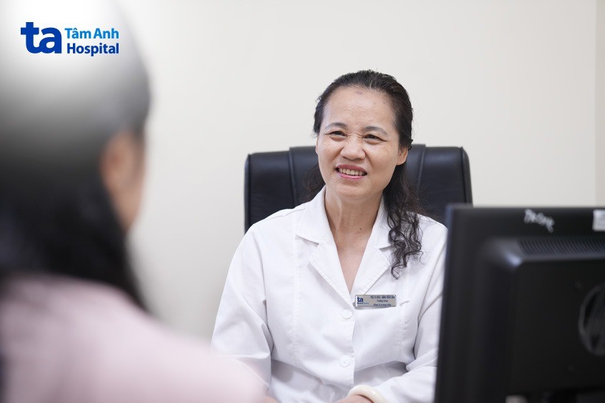 thăm khám khi xuất hiện bất thường tại khớp vệ