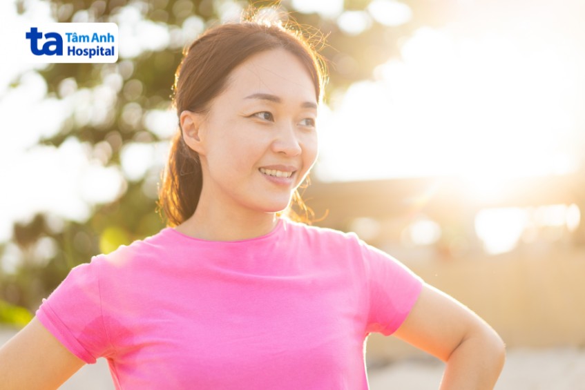 Thoái Hóa Cột Sống​ Bổ Sung Canxi Từ Tắm Năng