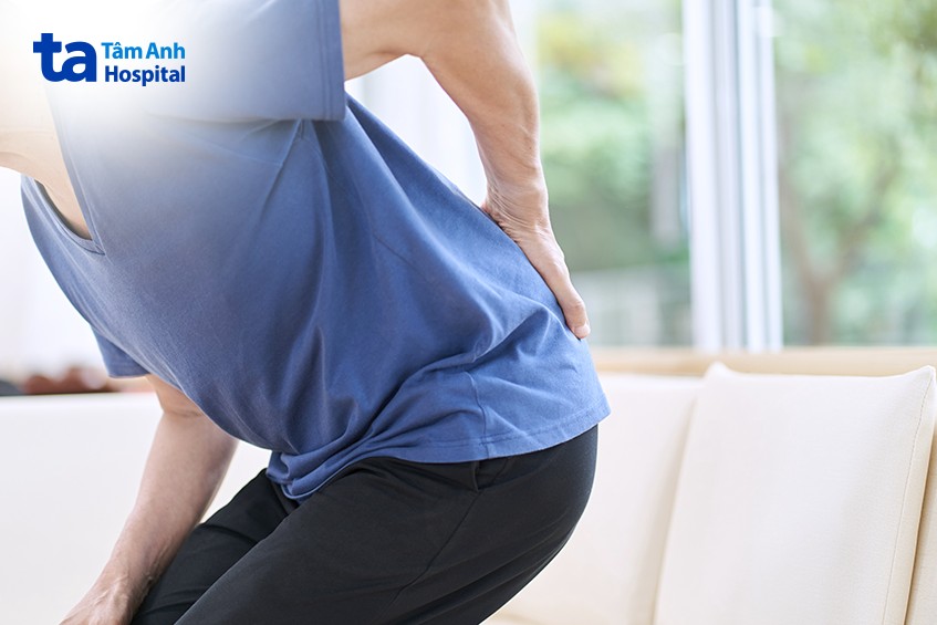 thoái hóa cột sống ở người cao tuổi
