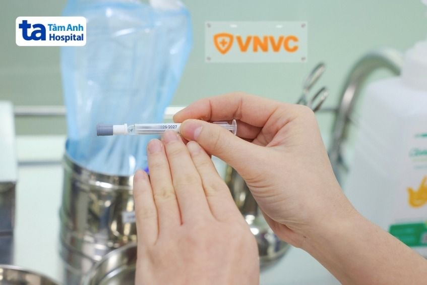 vắc xin cúm dạng xịt