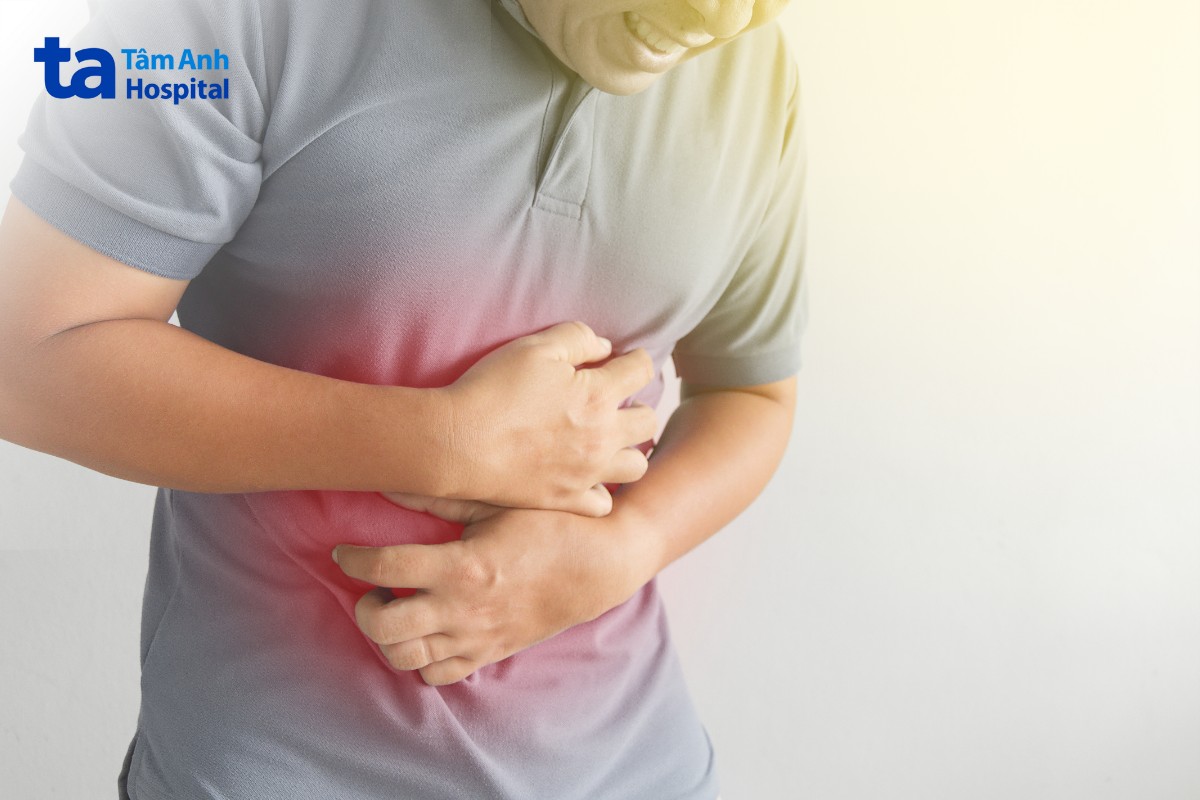 viêm mạch mạc treo do lupus