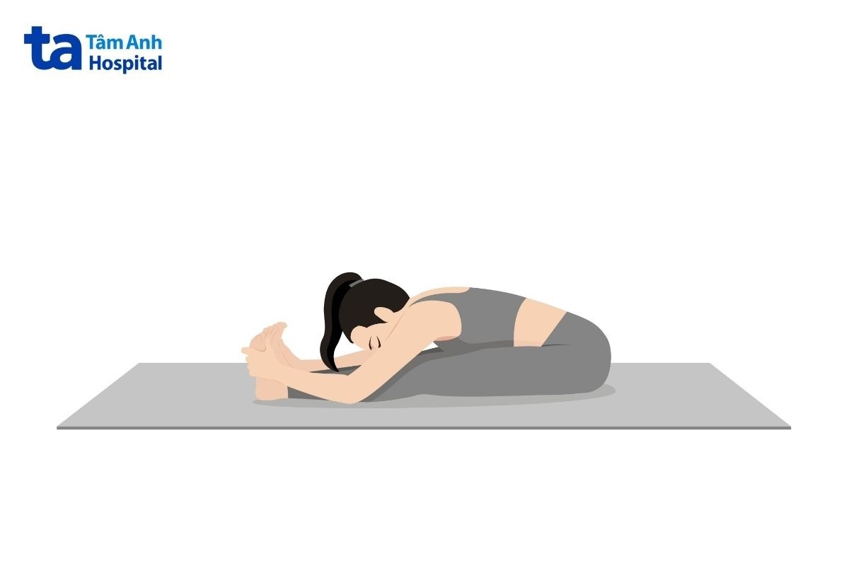 Bài Tập Yoga Cho Người Bị Thoái Hóa Cột Sống Tại Nhà Yoga Tư Thế Chạm Mũi Chân Cho Người Bị Thoái Hóa Cột Sống